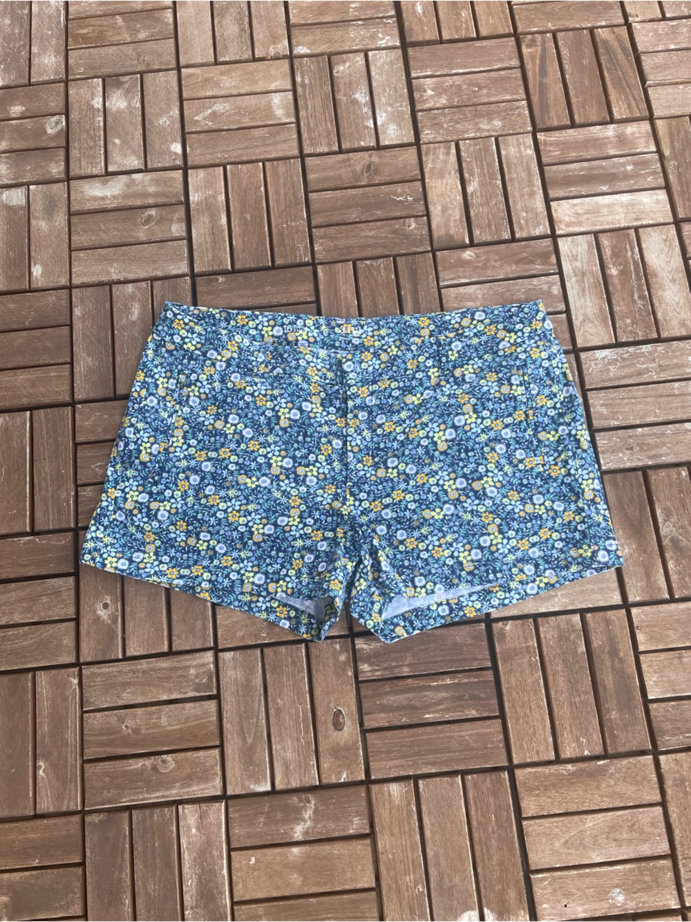 a.n.a Blue Floral High-Rise Cotton Blend Shorts